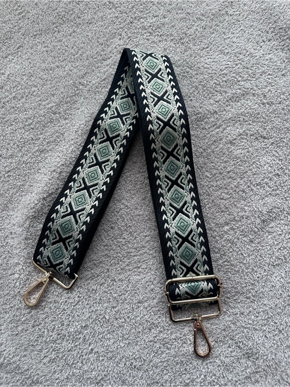 NEW Adjustable Geometric Woven Bag Strap in Black and Light Green - Picture 1 of 4